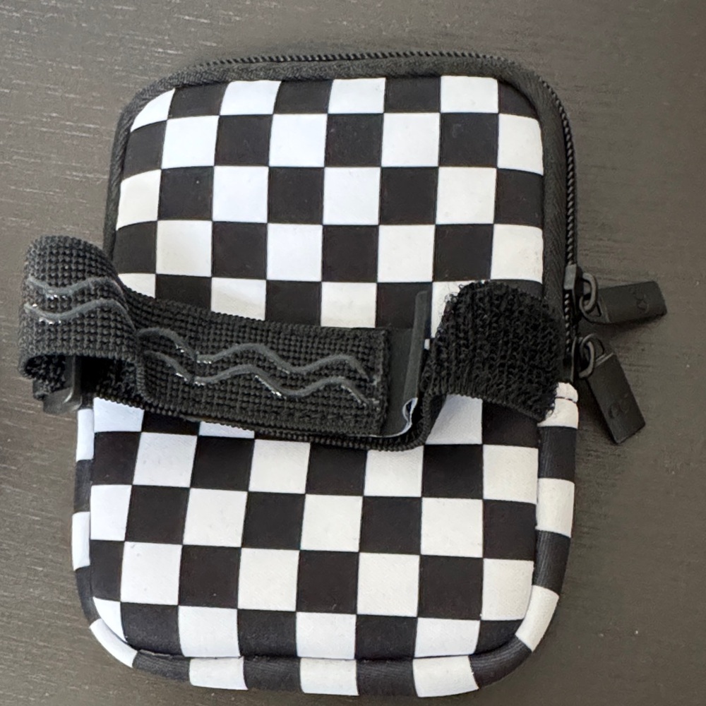 Checkered Water Bottle Pouch - Picture 5 of 5